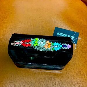 Steve Madden Bpauline black clutch